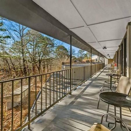 Stonegate Lodge King Bed, Wifi, 50In Roku Tv, Salt Water Pool Room #108 尤里卡斯普林斯 外观 照片