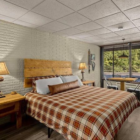 Stonegate Lodge King Bed, Wifi, 50In Roku Tv, Salt Water Pool Room #108 尤里卡斯普林斯 外观 照片