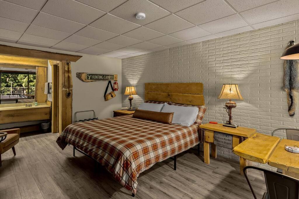 Stonegate Lodge King Bed, Wifi, 50In Roku Tv, Salt Water Pool Room #108 尤里卡斯普林斯 外观 照片
